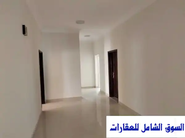 فيلا فاخرة للإيجار في معيذر الوكير - مساحة 1000 متر مربع!...