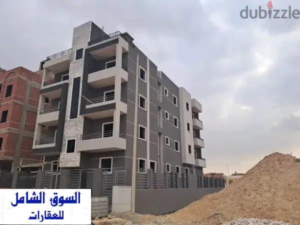 شقة بحري فاخرة للبيع في مسلسل 3، حدائق أكتوبر -...