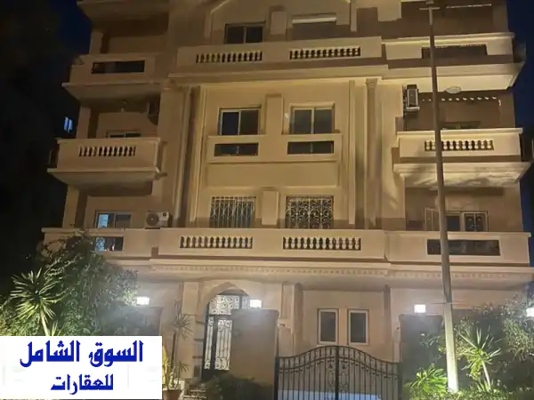 شقة للبيع في غرب أرابيلا - 185م²، واجهة بحرية، تشطيب فاخر