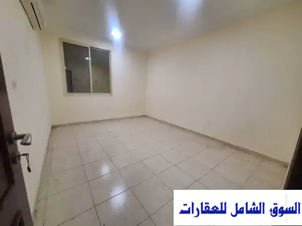 فرصة ذهبية! شقة فسيحة للإيجار في النصر - الدوحة (5500...