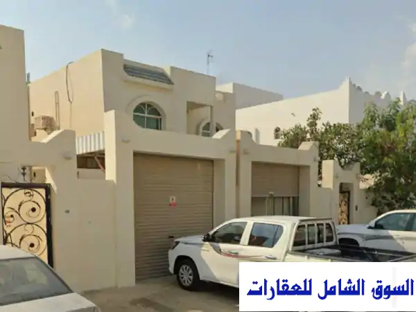 فرصة استثمارية ذهبية: فيلا فاخرة للبيع...