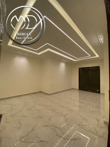رقم الاعلان 9066 شقق أرضية جديدة للبيع الظهير مساحات 200م تشطيبات ديكورات فاخرة موقع مميز