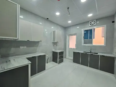 للبيع شقق سكنية، أول ساكن، تصميم عربي 3