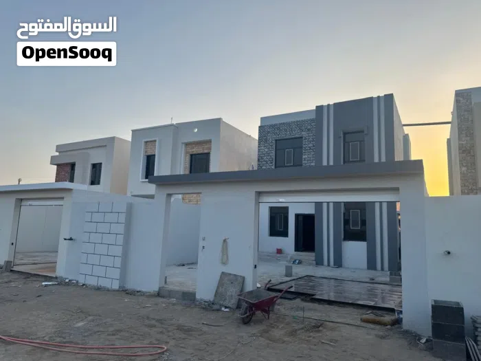 فيلا ط طابقين  حديث (مودرن ) للبيع ولاية بركاء...