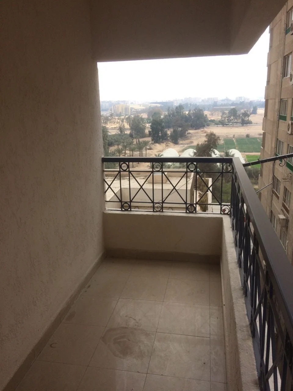 متر للبيع على شارع عمار ابن ياسر الكلية الحربية -...