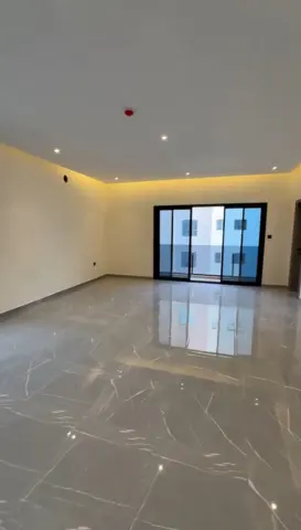 شقق جديدة للبيع في الجنبية خلف الميركادو 3