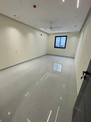 شقق سوبر لوكس أول ساكن للبيع في الرفاع البحير، المساحة 175 مترًا مربعًا، 4 غرف، 4 حمامات، 3