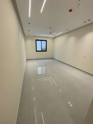 شقق سوبر لوكس أول ساكن للبيع في الرفاع البحير، المساحة 175 مترًا مربعًا، 4 غرف، 4 حمامات، 2