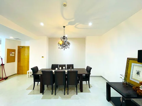 شقة فاخرة للغاية 2 BHK للبيع في السيف بالقرب من سيتي سنتر بسعر 80000 دينار بحريني 4
