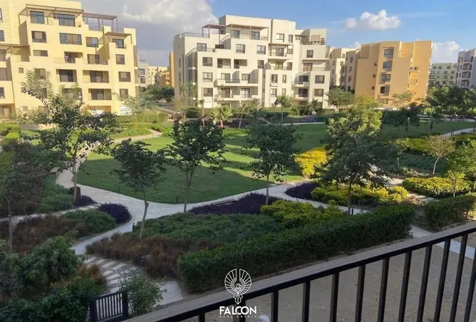 البيع في ديستريكت 5: دوبلكس(218متر- 3غرف) جاهز للاستلام بجوارClub House