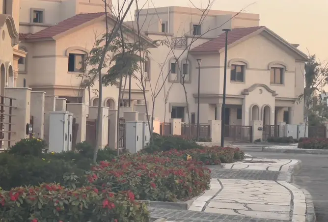 البيع في پريڤادو: فيلا 211م بالتقسيط في مدينتي
