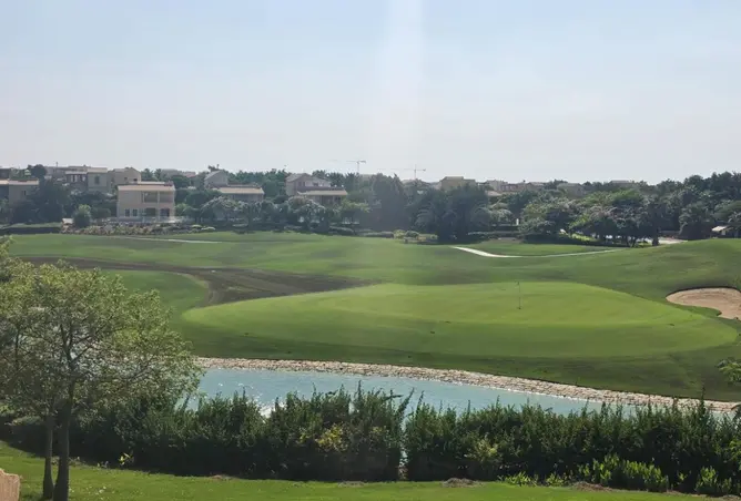 البيع في پريڤادو: فيلا للبيع في مدينتي نموذج Uعلي الجولف