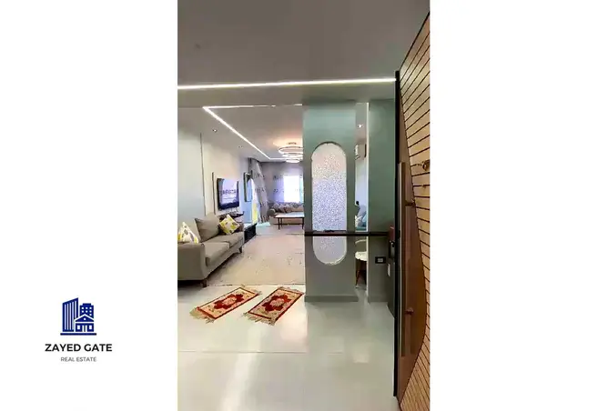 البيع في بيت الوطن: شقة روف للبيع بكمبوند زايد هايتس بالشيخ زايد