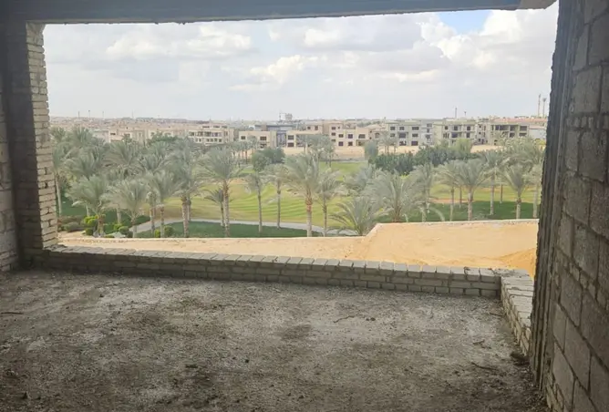 البيع في قطامية ديونز: اكبر فيلا معروضه للبيع...