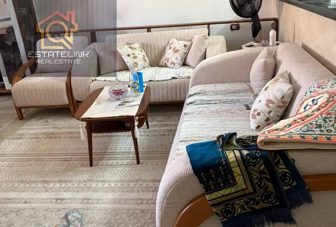 البيع في كمبوند جاردينيا سيتي مدينة نص: تشطيبات حديثه/ ومتاح خيارات اخرى