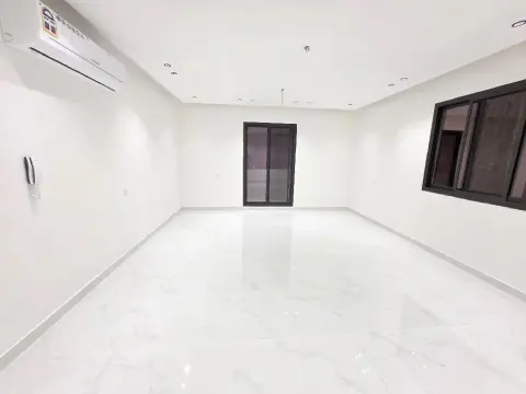 شقة فاخرة، أول ساكن، في الحد الجديد، من المالك مباشرة