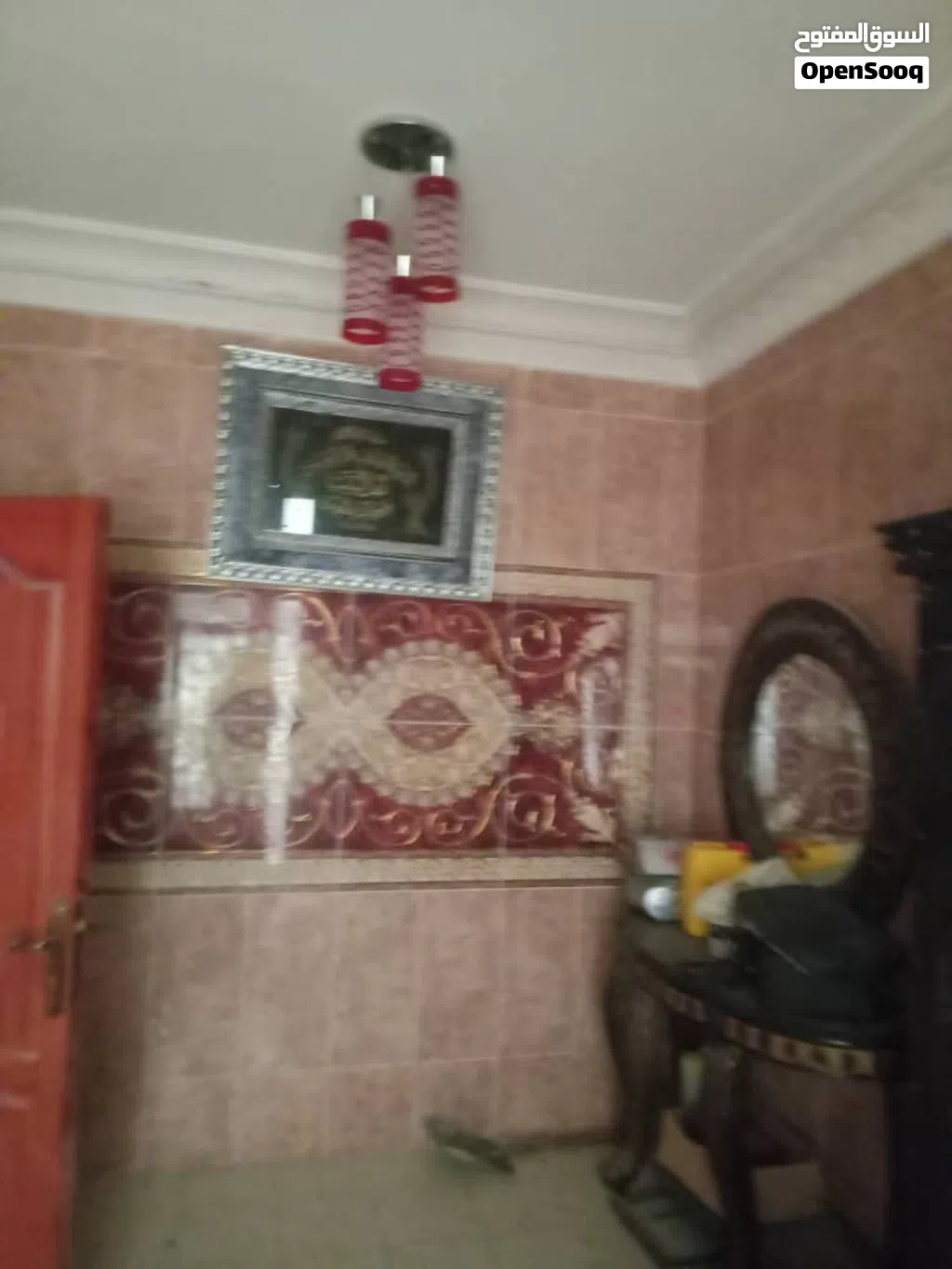 بيت طابقين وسيع وأساسات 6 أدوار هوردي قابل لتحويله إلى استثمار لمؤسسة