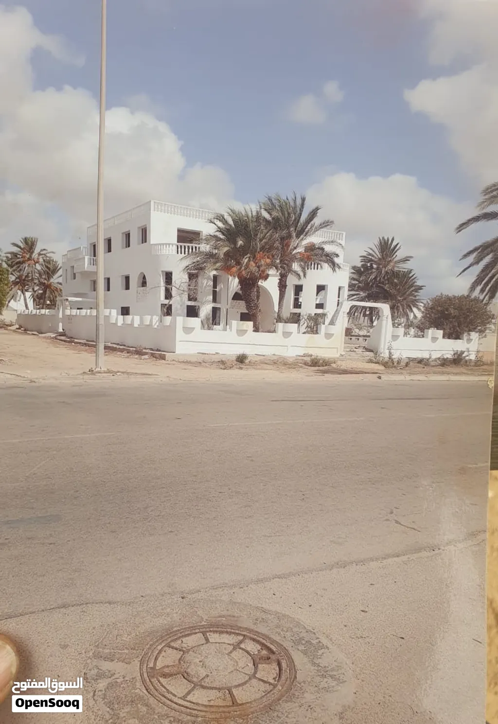 نزل للبيع في جربه