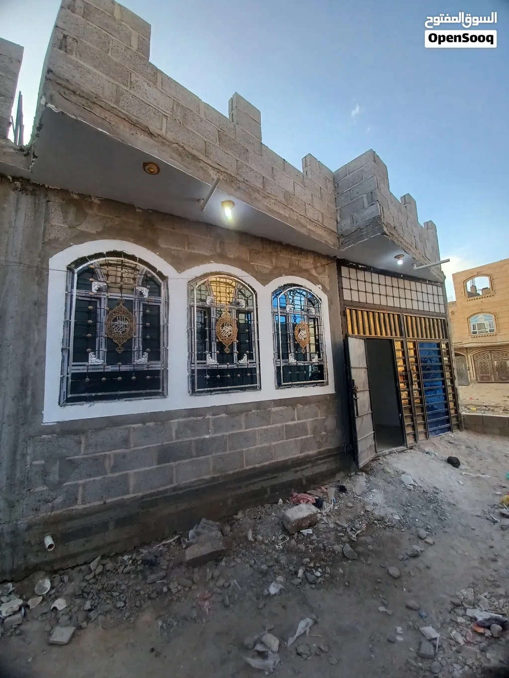 فرصة ذهبية لامتلاك بيت  بيت للبيع في حي راقي...