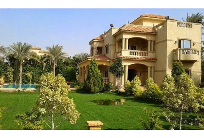 البيع في جاردن ريزدنس: للبيع قصر 3166م داخل هايد...