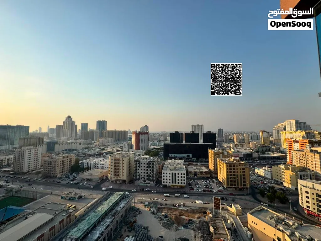استودبو مميز جاهز للاستلام  البيع  بالفرش اطلاله مفتوحه طابق  عالي  متوفر موقف سياره