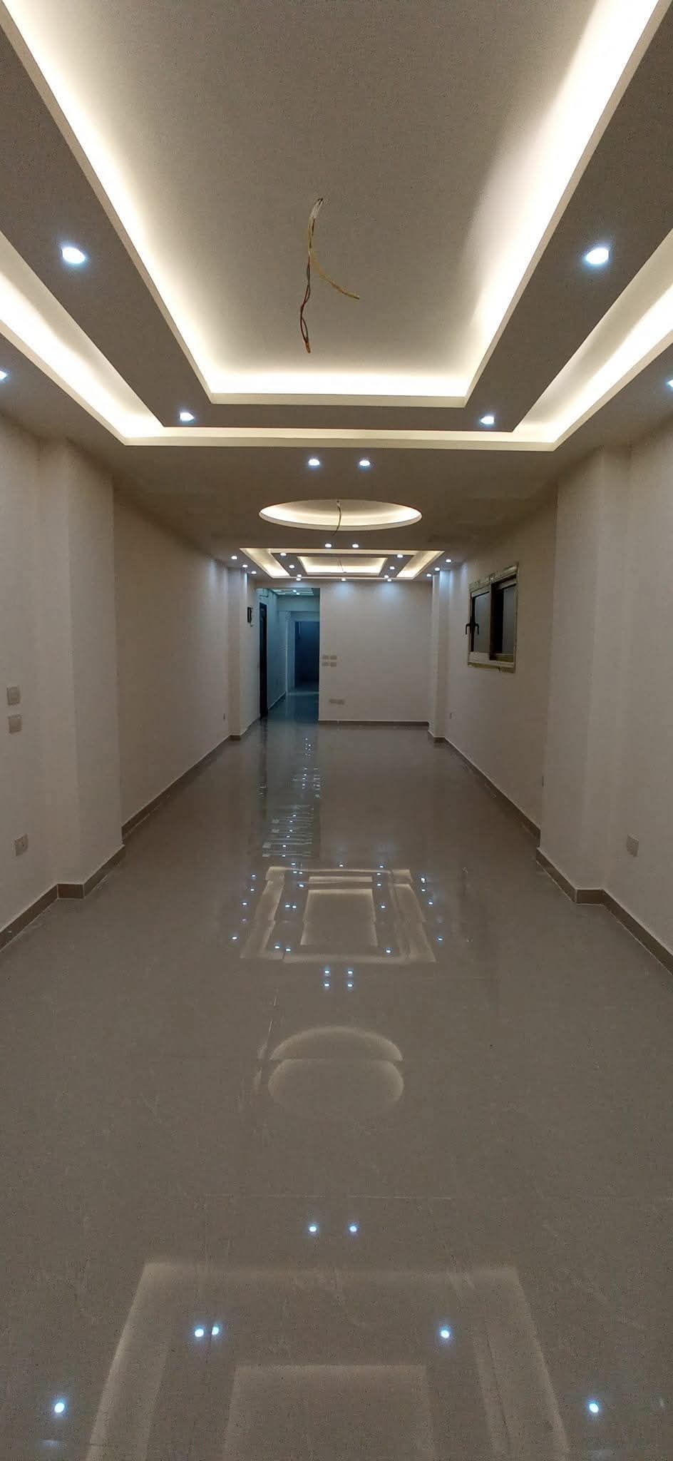 شقة للبيع بأرقى مواقع ميامى خطوات من جمال عبد...