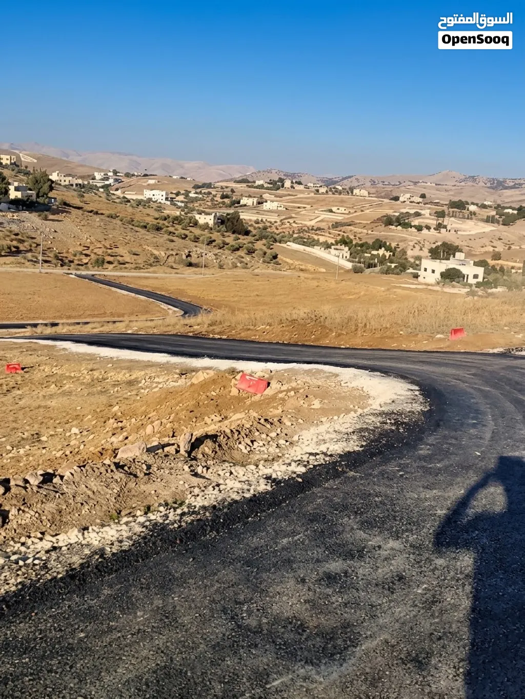 ارض في أجمل مواقع بيرين ملاصقة ام رمانة شفا...