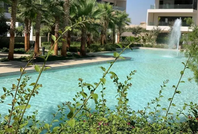 البيع في لايك فيو ريزيدنس: بنتهاوس بمساحة 298 م للبيع...