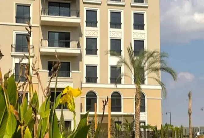 البيع في فيلدج ويست: شقة للبيع 3 غرف متشطبة بالتكيفات في الشيخ زايد
