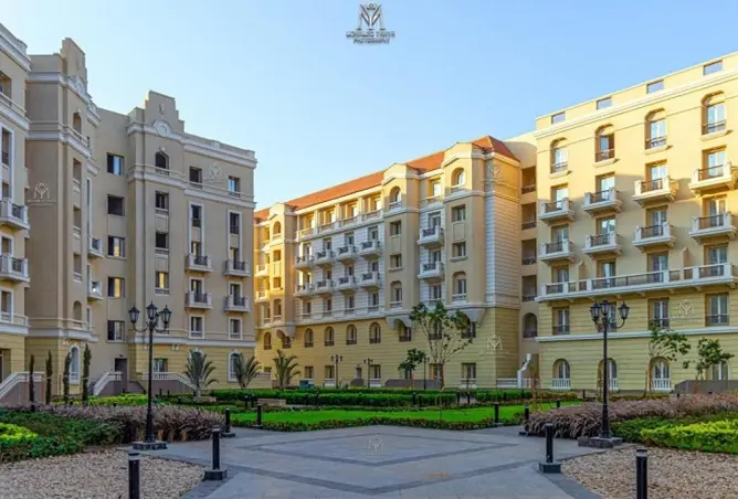 البيع في R5: أسكن الان في شقه ارضي بجاردن...
