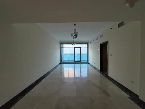 دوبلكس للبيع - أبراج كورنيش ريزيدنس، عجمان دوبلكس مميز بموقع رائع مع اطلالة على البحر والم