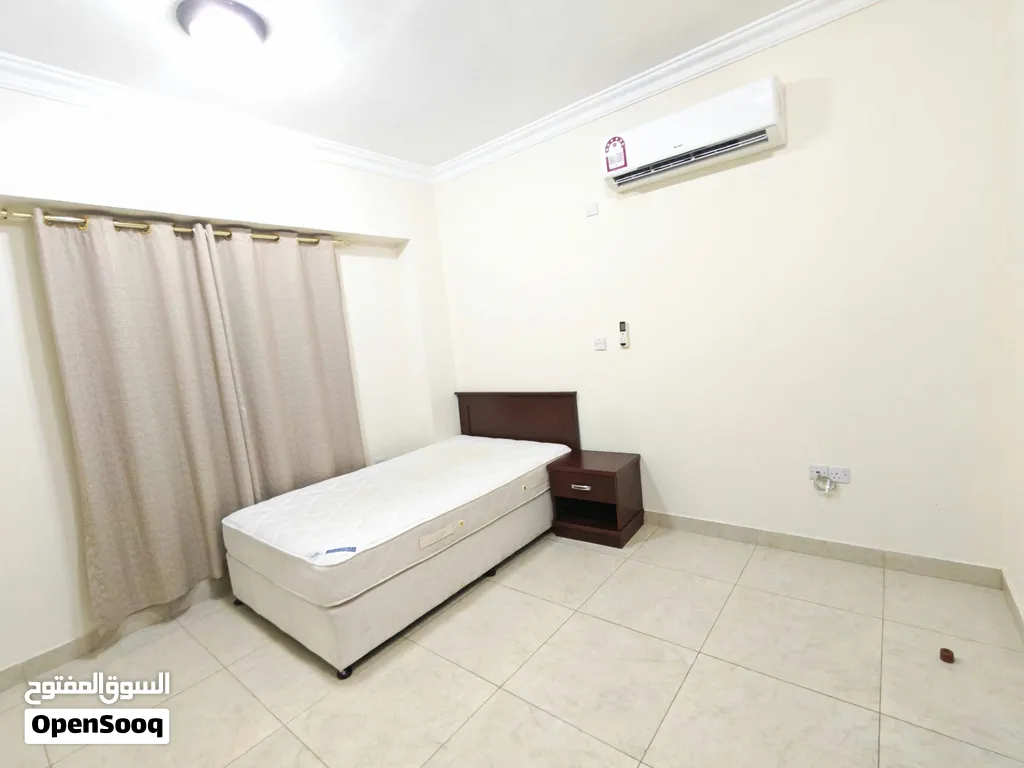 Room For Rent  Only Single Male & Female Excutive Bachelor