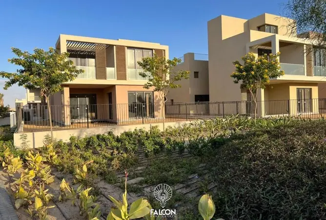 البيع في سوديك ايست: ٥٪ تعاقد = Trible View لوكيش خيالي...