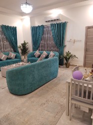 شقة مفروشة للايجار مدينة حمد اللوزي الدولار 2 ( 350 دينار )