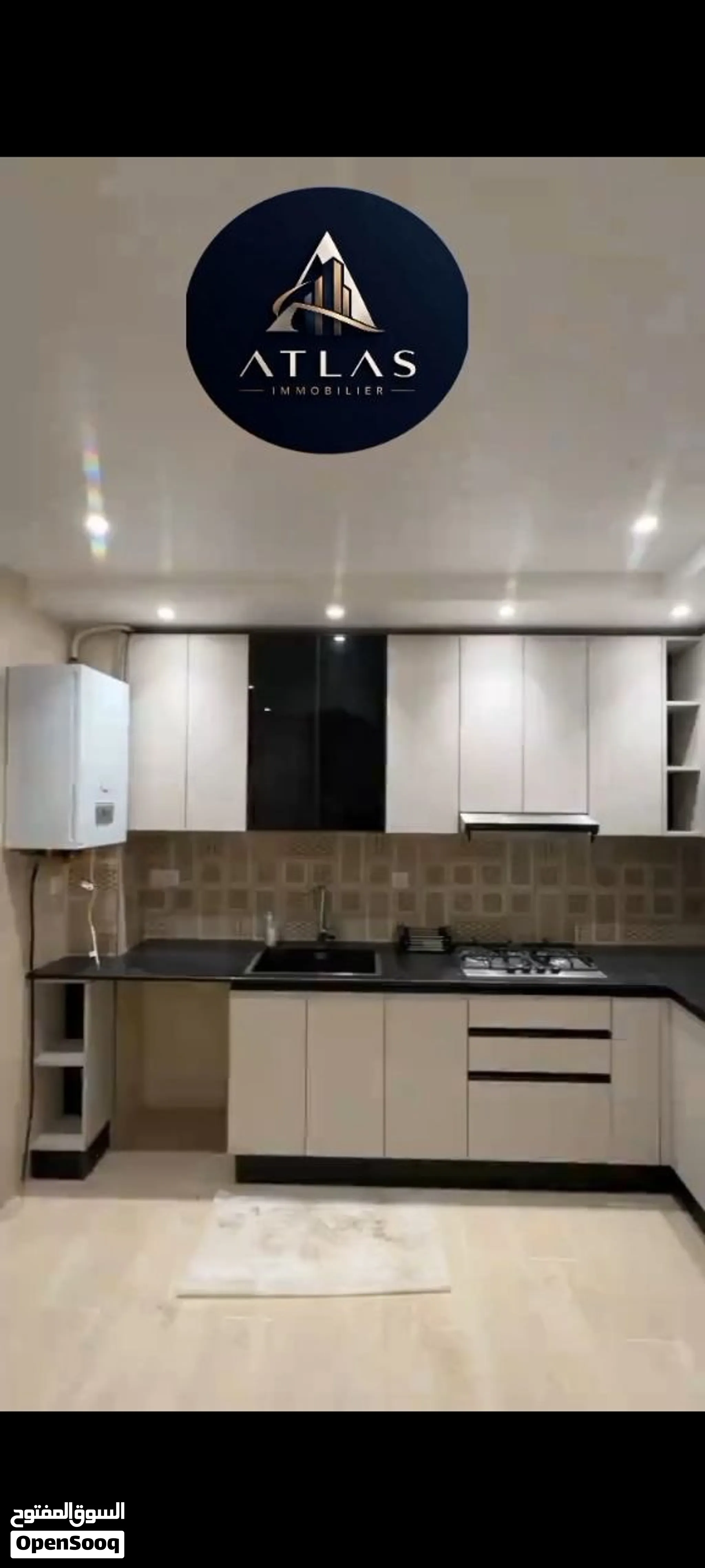 بيع عقارات