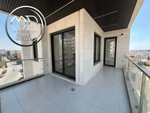 رقم الاعلان 9359 شقق للبيع أم أذينة مساحات 205م تشطيبات ديكورات عصرية فاخرة اطلالة جميلة ج
