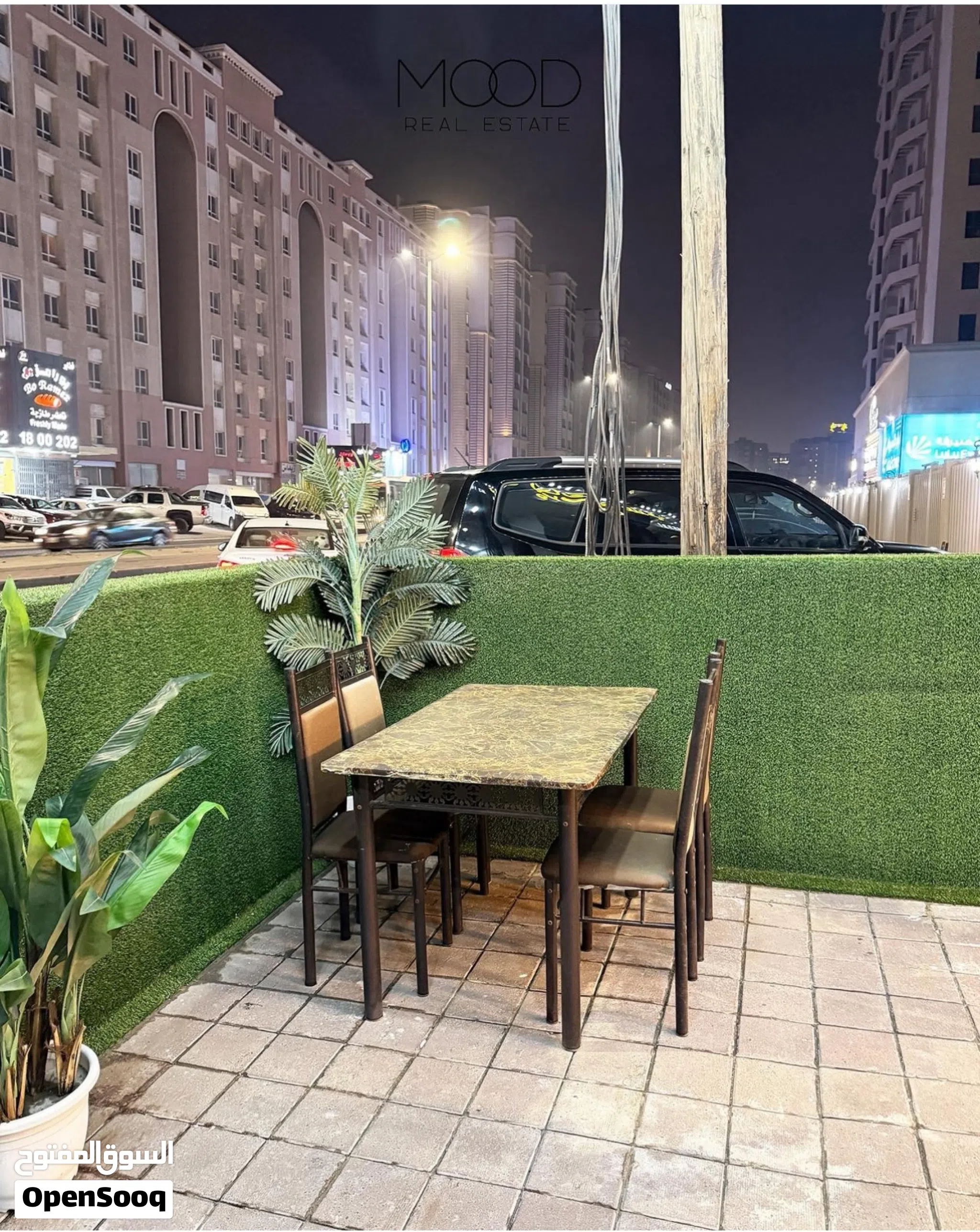 مطعم مأكولات كويتيه وبخاري للبيع موقع ممتاز مع جميع التراخيص والعمالة والمعدات بالكامل