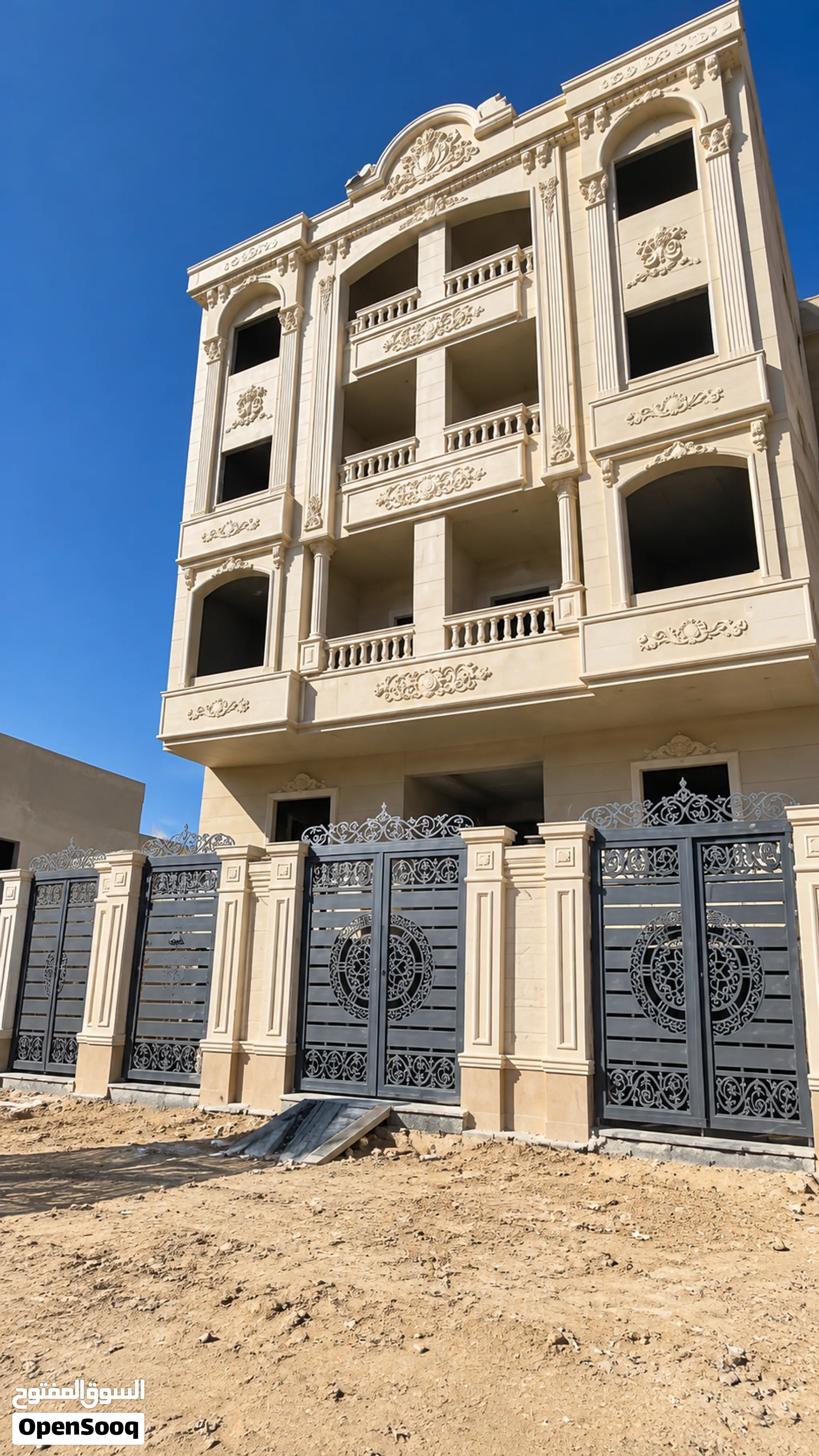 دوبلكس اول مطل بحر بدمياط الجديدة بجوار جامعة