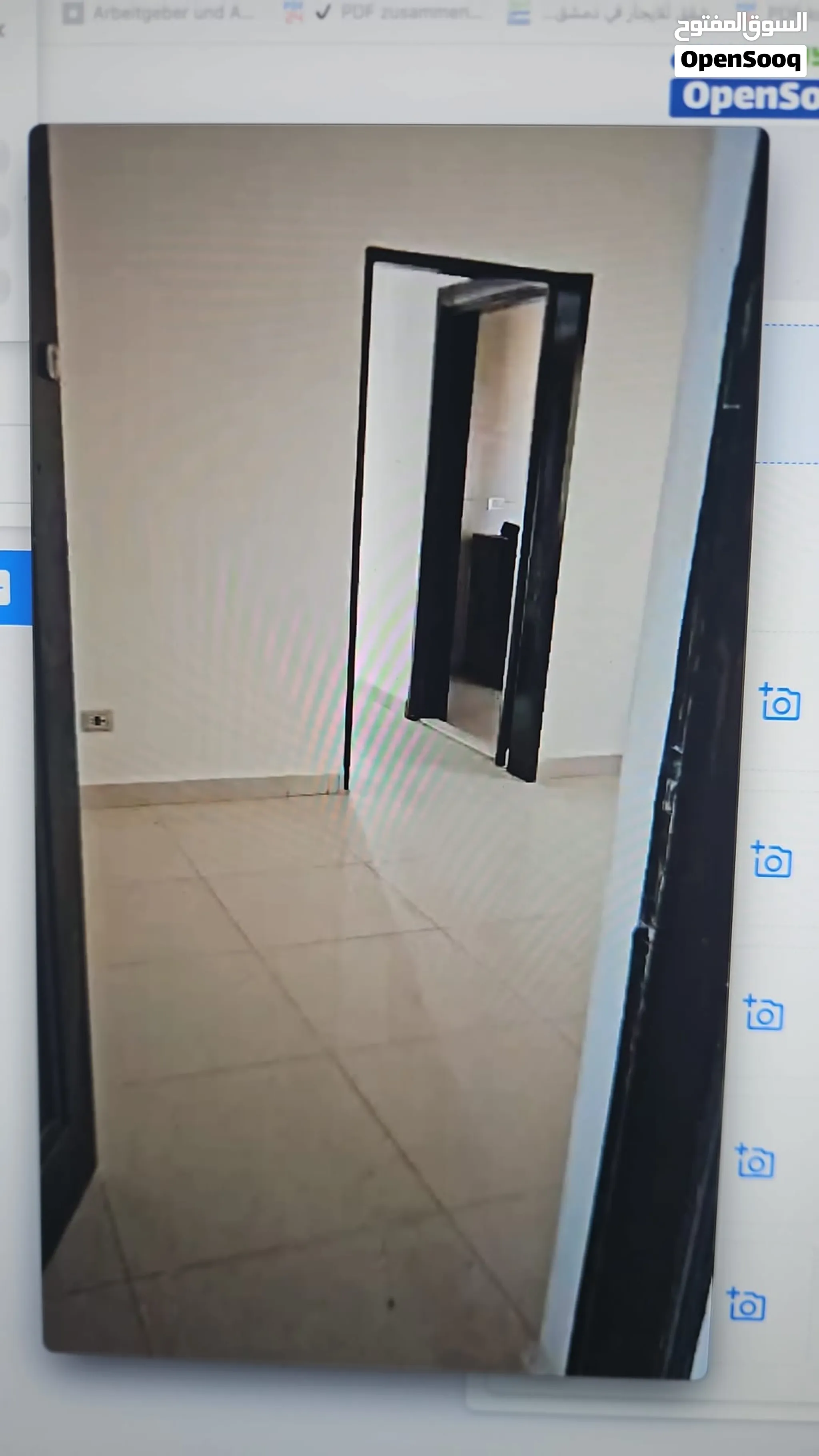 شقة لقطة للبيع في منطقة جديدة عرطوز المرغوبة والمخدمة في ريف دمشق. تقع الشقة في الطابق الثالث وتتميز
