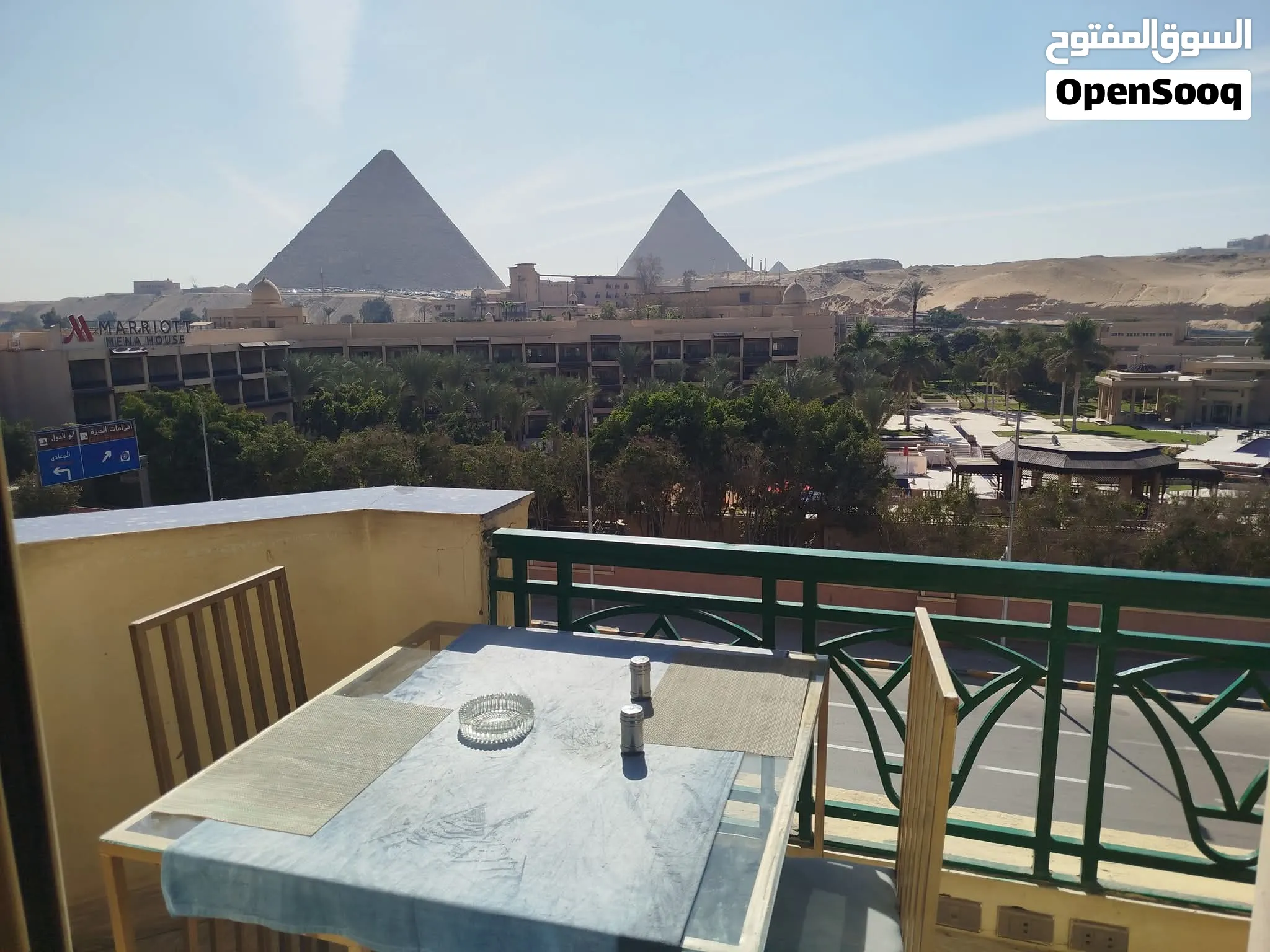 للبيع وحدة فندقية هتدخلك 200 الف شهرياً بـ فيو دايركت على الاهرامات والمتحف المصري الكبير
