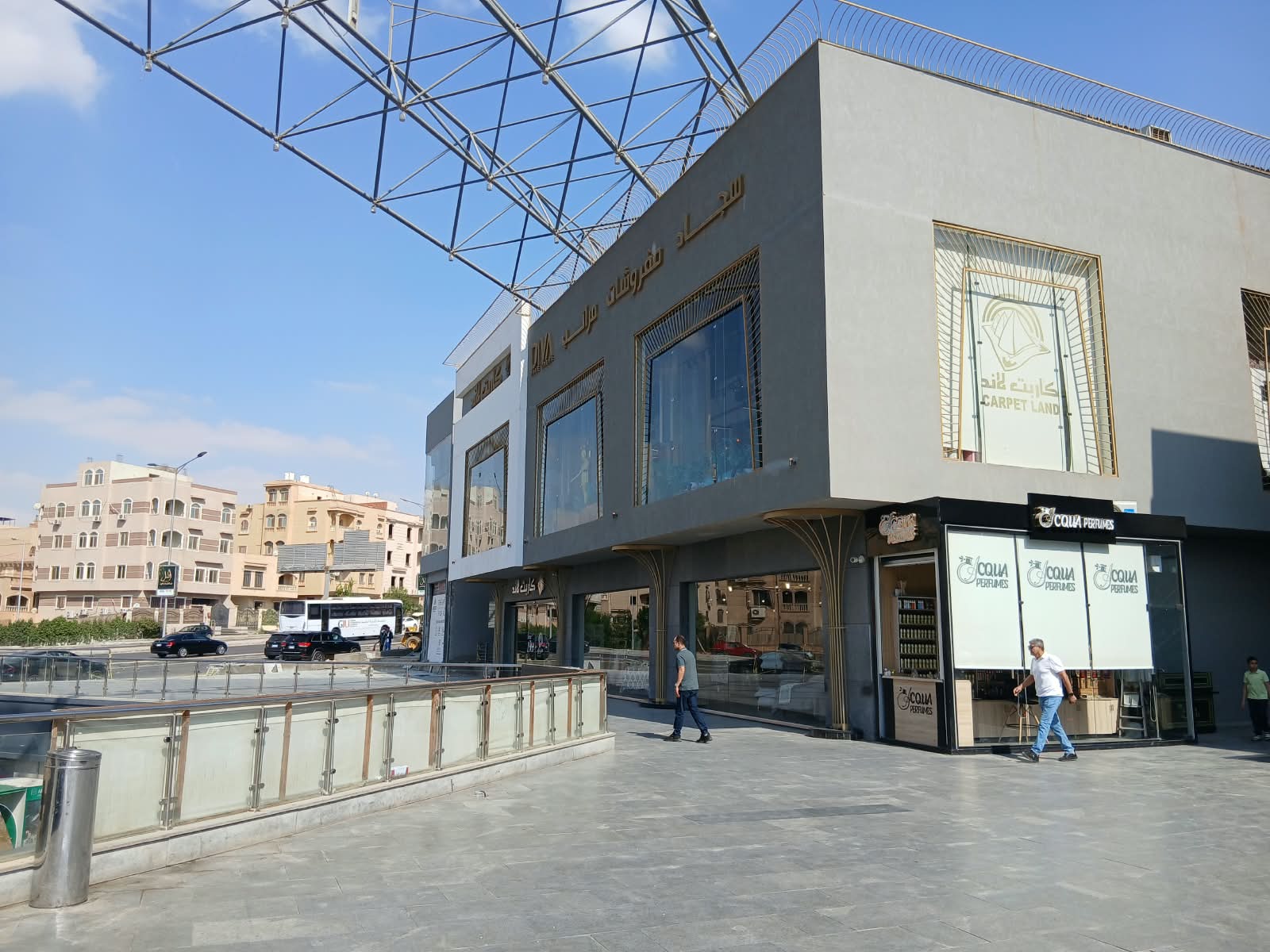 عيادتك في اقوي المولات الادارية والطيبة مول the market