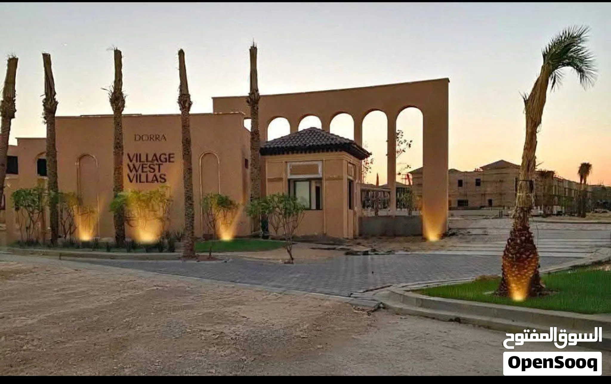 تاون هاوس في Village west زايد الجديدة من DORRA