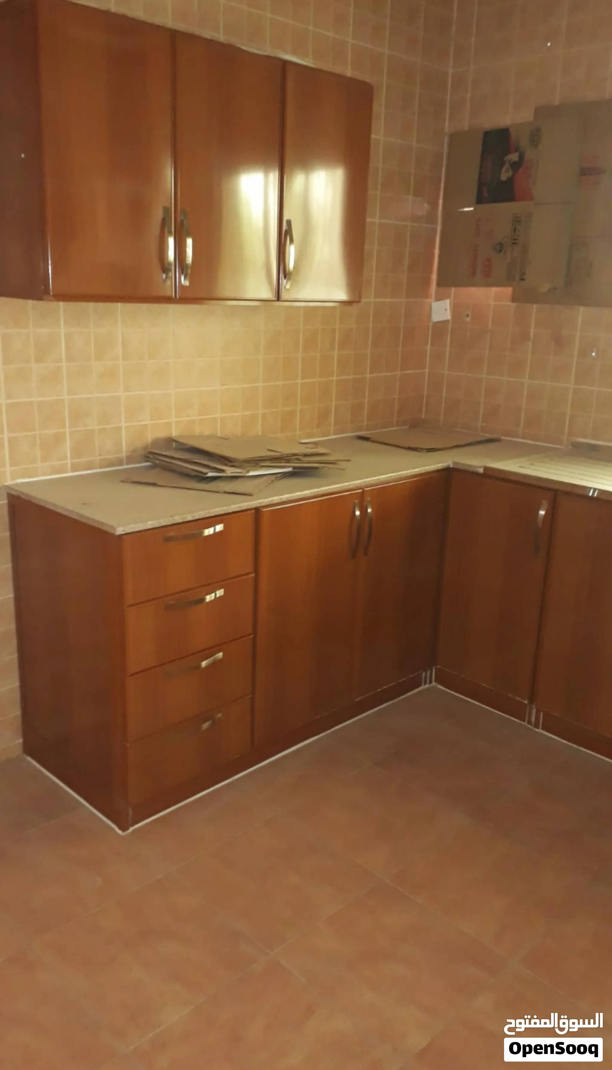 Spacious 3 bedroom flat for sale in Isa Town