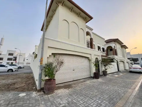 فيلا مميزة للبيع في ديار المحرق – موقع 4