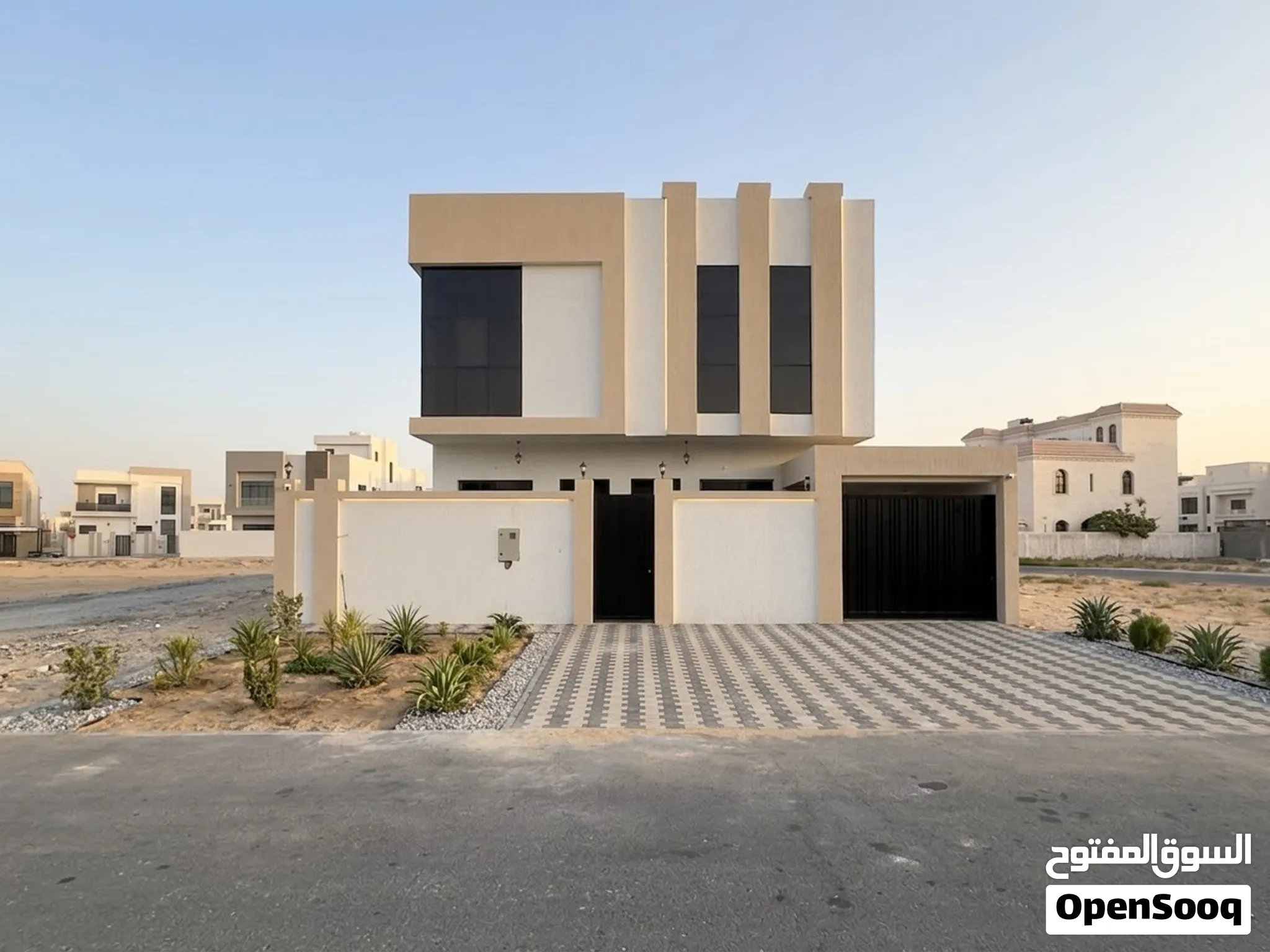 فيلا للبيع في عجمان منطقة الزاهية بسعر شامل الكهرباء والماء