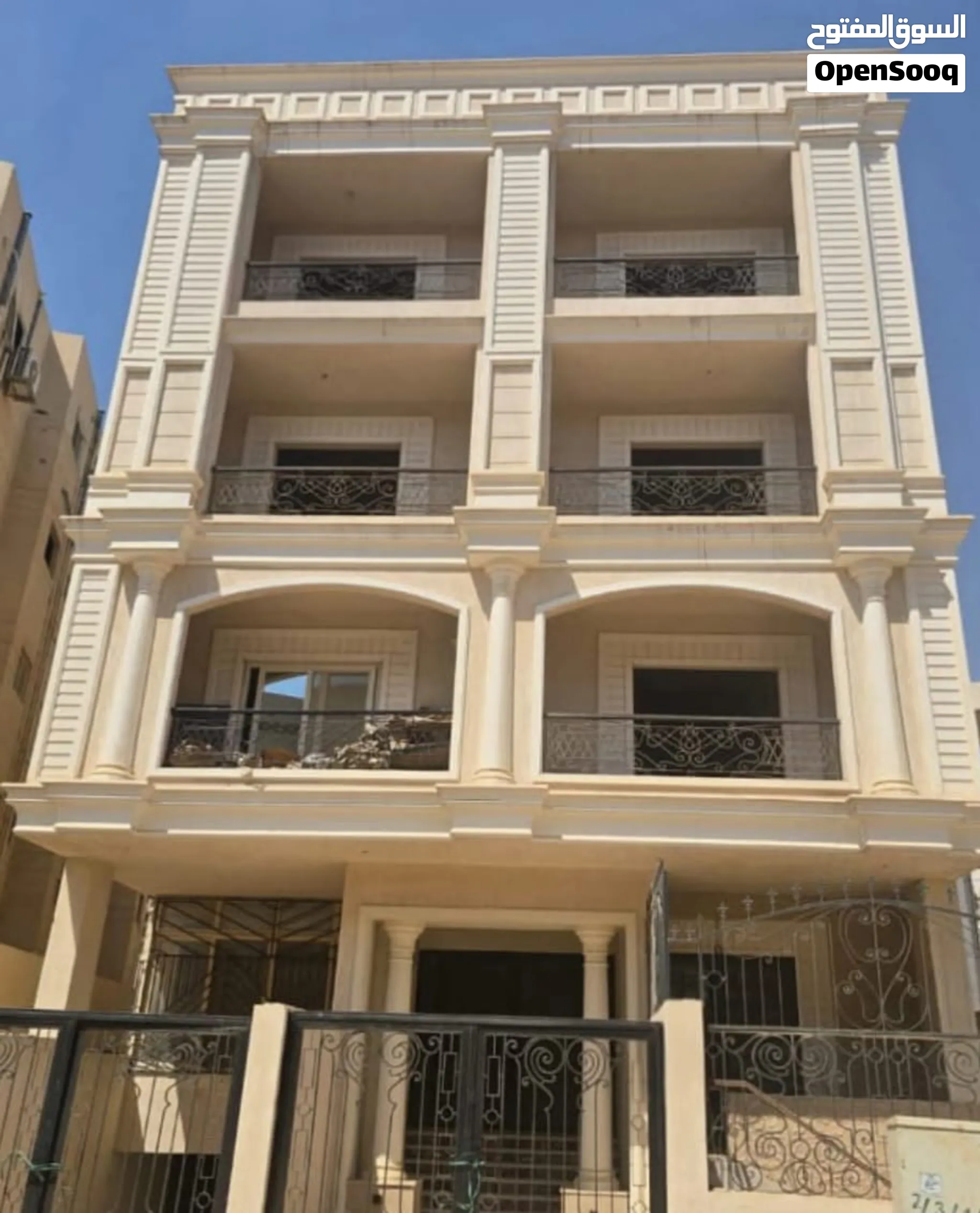 شقه في اللوتس تاني نمره من شارع النوادي 4/3 تشطيب بسعر لقطه