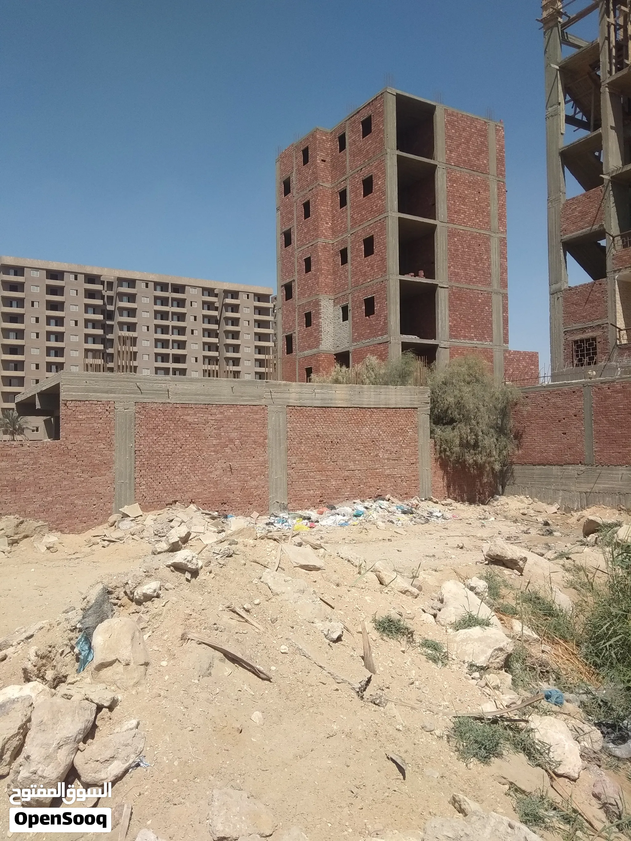 ارض سكنيه للبيع مساحتها 181 م بحلوان