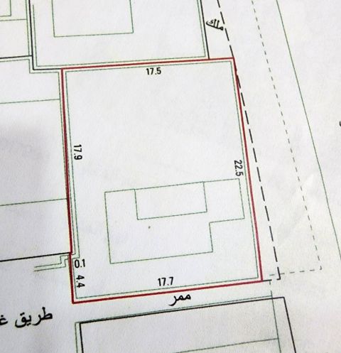 فيلا جميلة للبيع في مدينة عيسى. تقع هذه 5