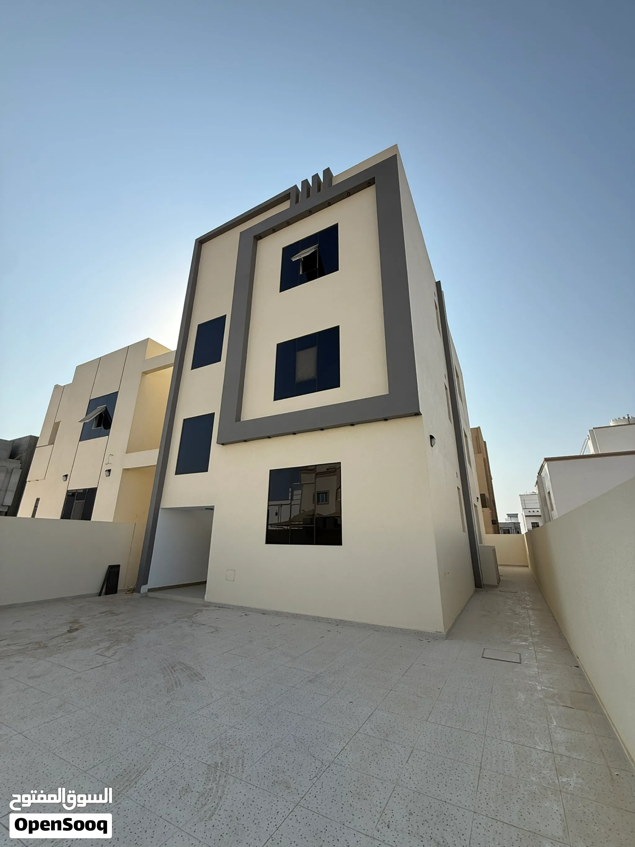 للبيع شقق في المعبيلة Apartments for sale in Al-Mabelah