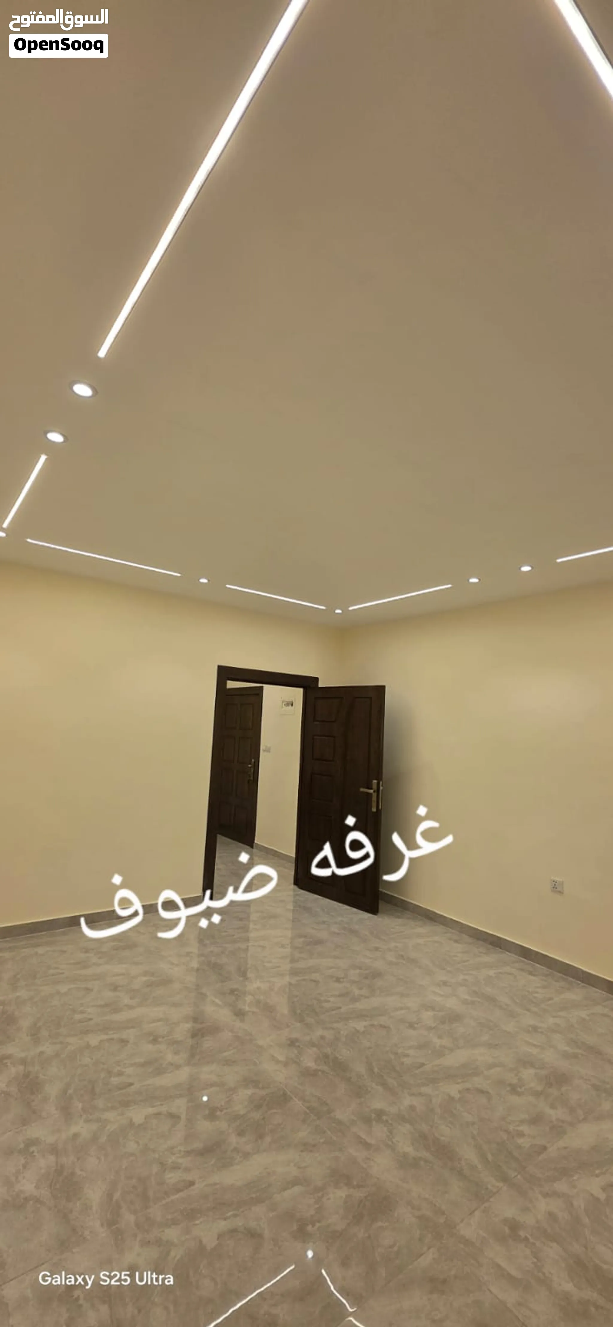 شقه فخمه للبيع قرب سوق شاكر الجاردنز